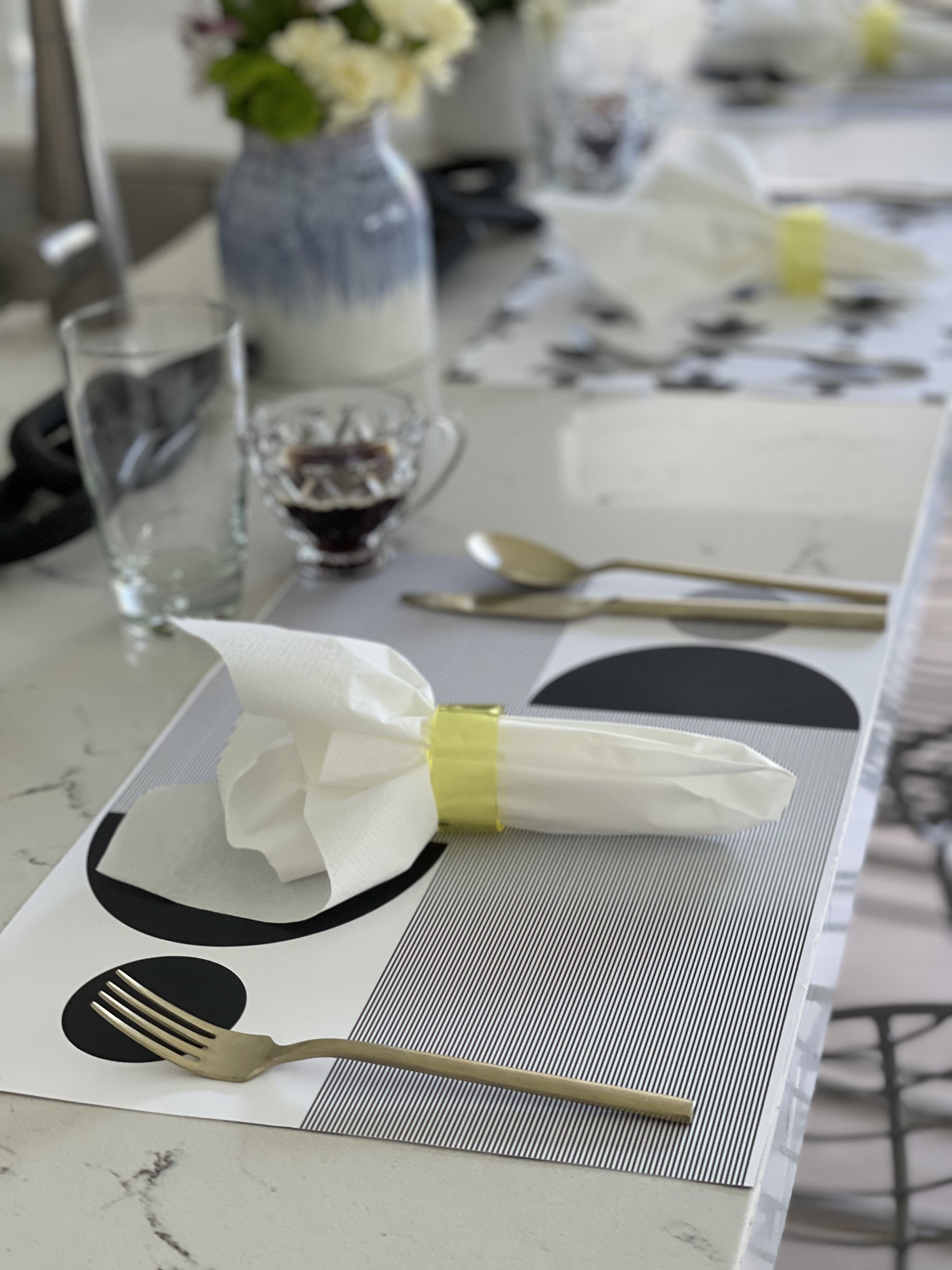 Black and White | Deluxe Paper Placemats set of 6 or 12